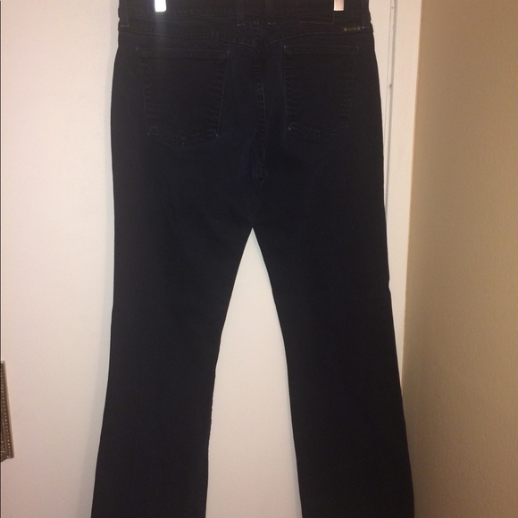 Lucky Brand mid rise flare dark jeans, size 10 - Picture 3 of 7